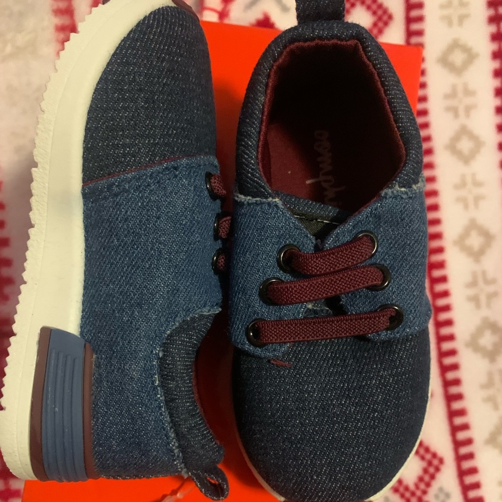 Brand new never been worn. Children, shoes blue and burgundy